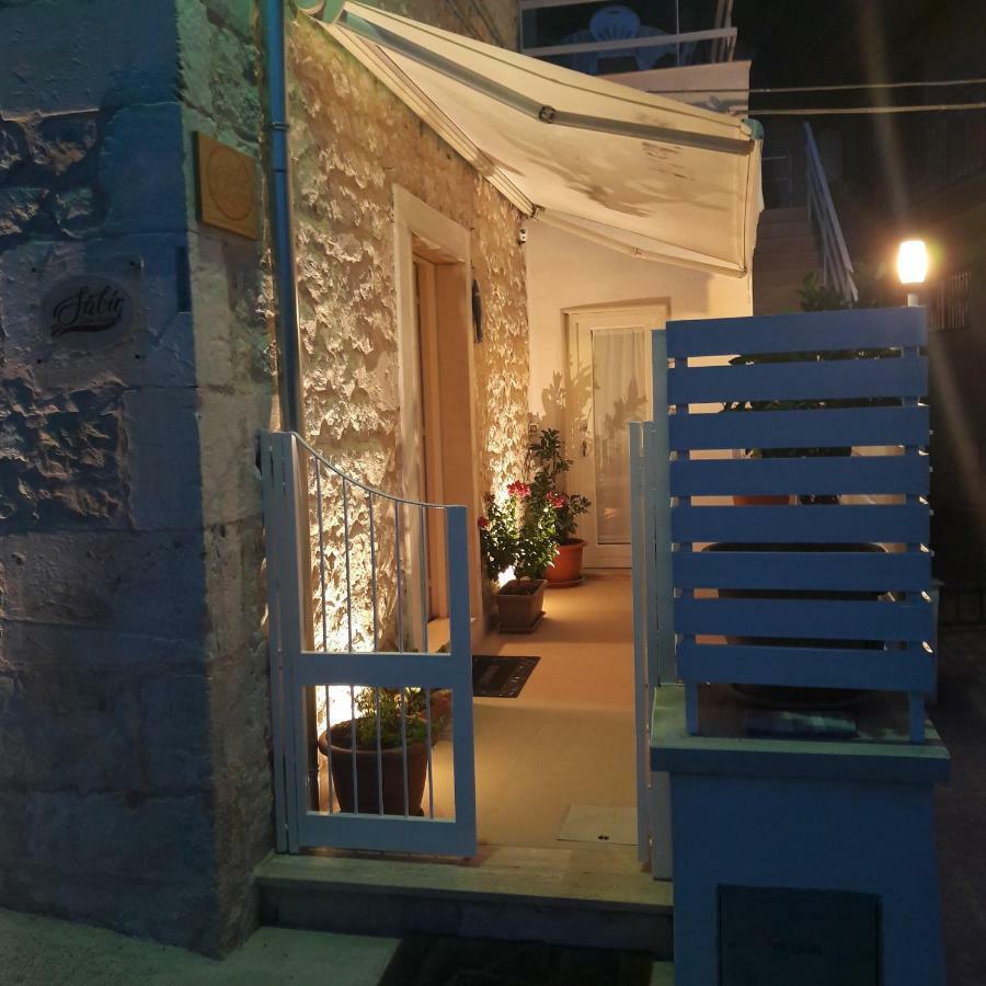 モーディカ Casa Sabirヴィラ エクステリア 写真